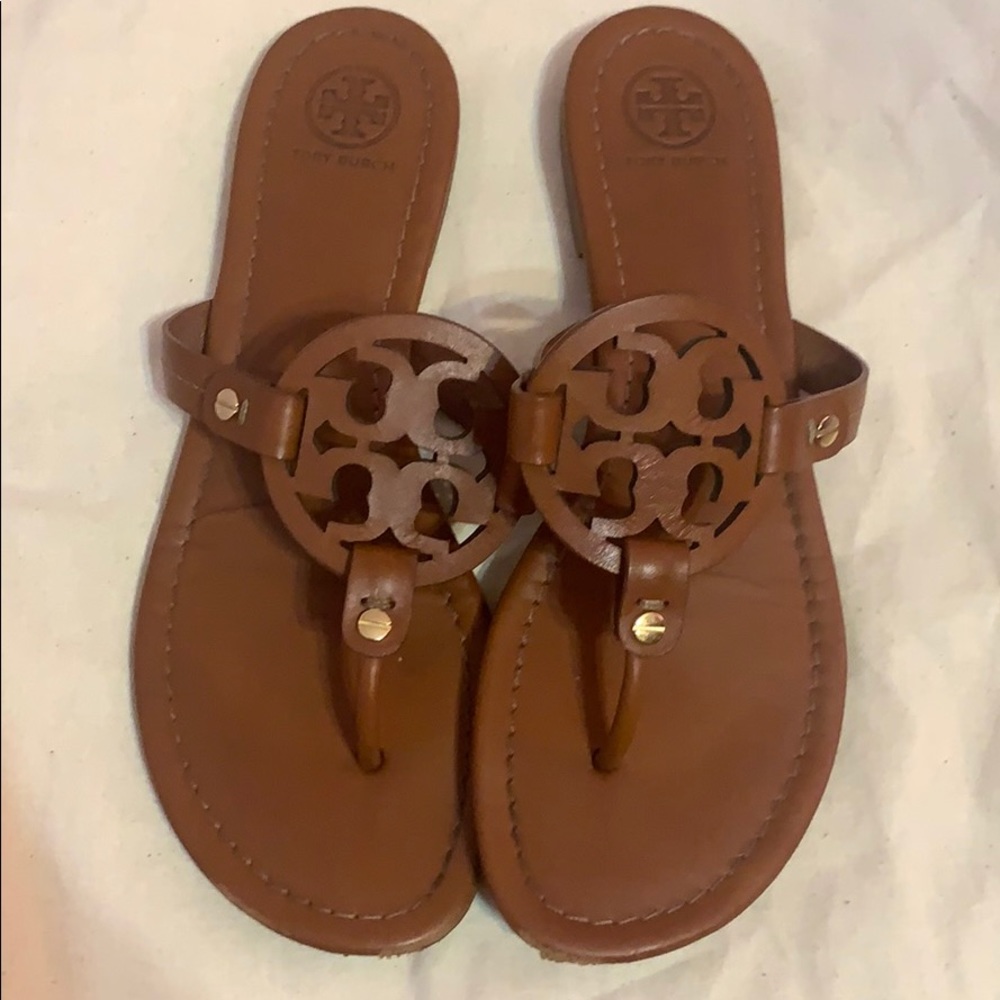 Tory Burch Miller Vintage Vachette Size 8